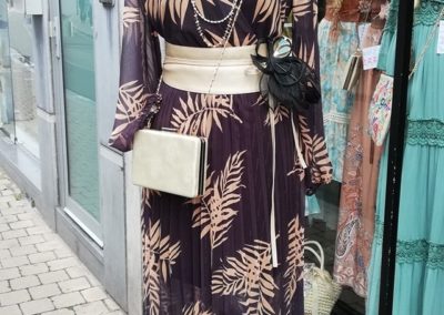 Découvrez nos tenues estivales, pour toutes celles qui aiment les longues robes fleuries !